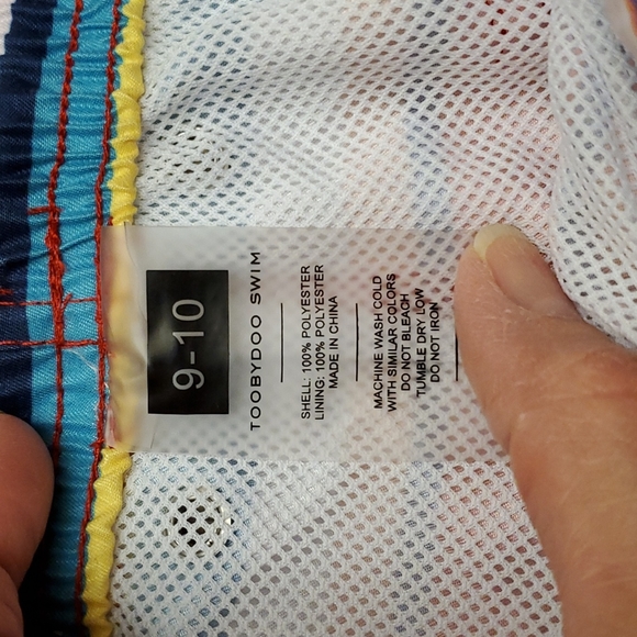 Toobydoo Boys Swim Shorts - size 9-10 - like new! - Picture 2 of 2
